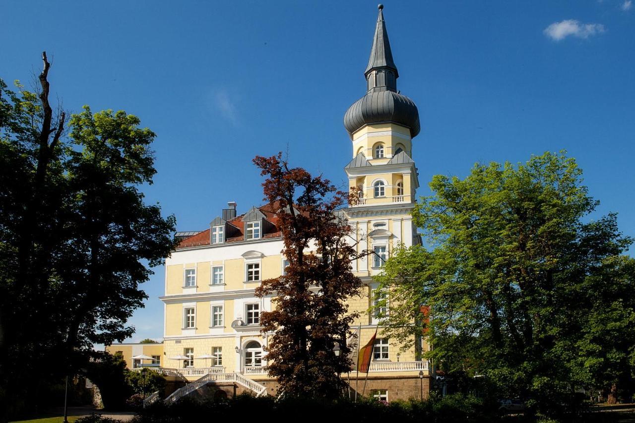 Hotel Schloss Schwarzenfeld מראה חיצוני תמונה