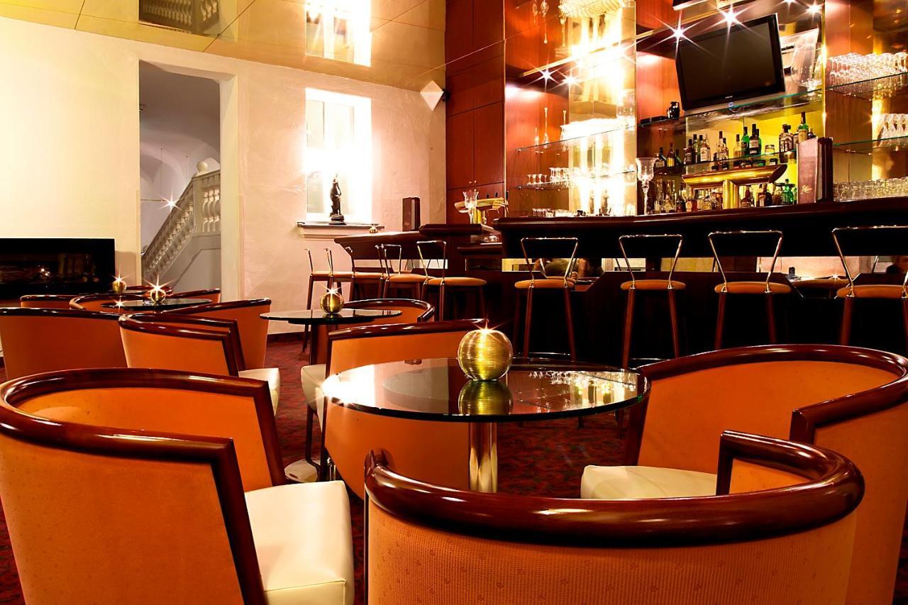 Hotel Schloss Schwarzenfeld מראה חיצוני תמונה