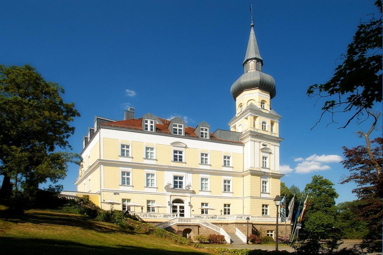 Hotel Schloss Schwarzenfeld מראה חיצוני תמונה